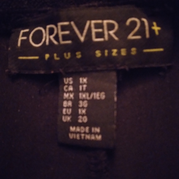 Woman's Dress,  Black Velour , size 1X. - Picture 3 of 4